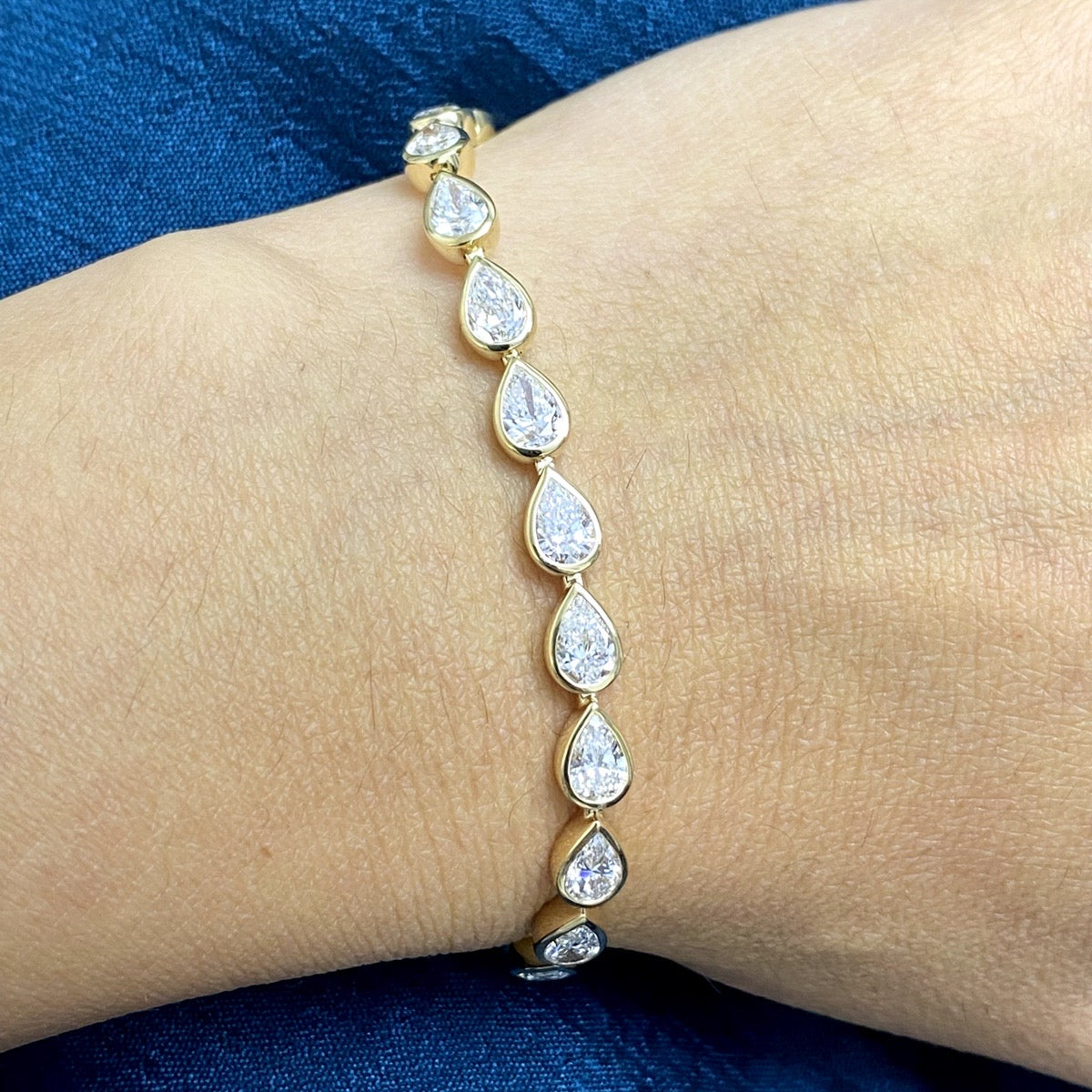 18K Natural Diamond Bracelet